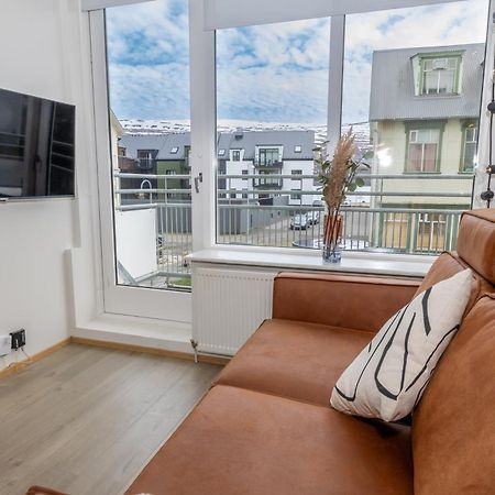Charming Deluxe Apartment Akureyri Rom bilde