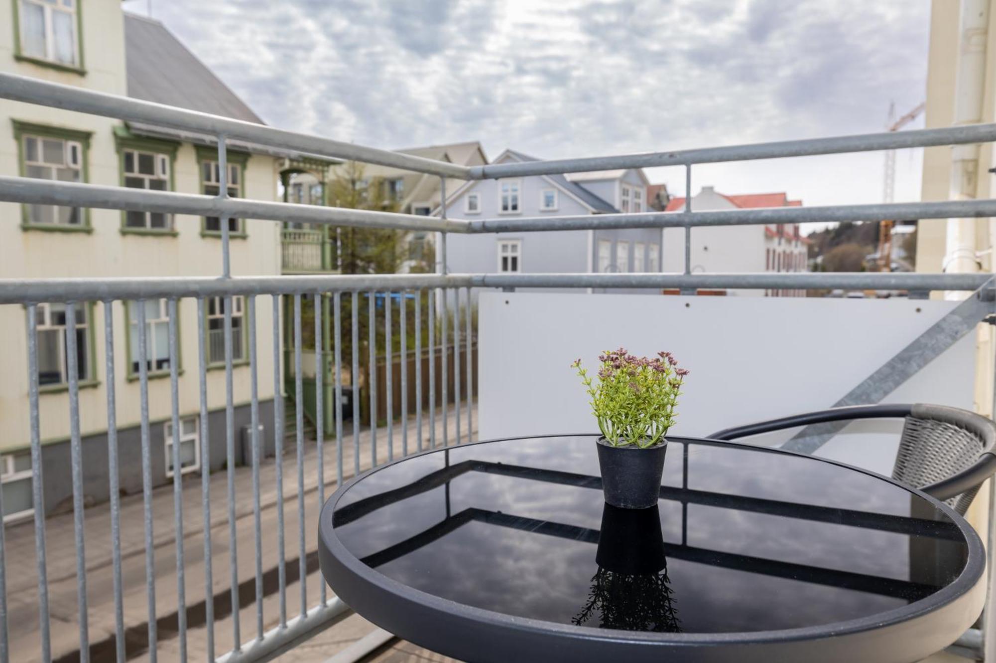 Charming Deluxe Apartment Akureyri Rom bilde